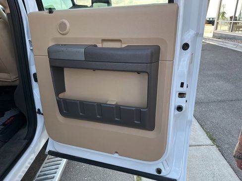 Used 2011 Ford F350 Lariat w/ Lariat Ultimate Pkg image 25