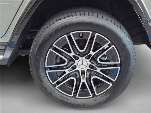 New 2027 Mercedes-Benz G 580 e image 9