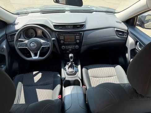 Used 2017 Nissan Rogue S AWD/4WD image 13