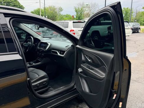 Used 2021 GMC Terrain SLT w/ Elevation Edition FWD image 10