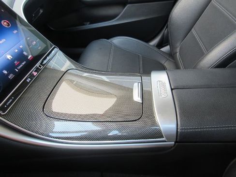 Used 2022 Mercedes-Benz C 300 Sedan image 43