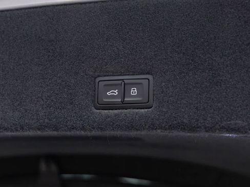 Used 2024 Lamborghini Urus S AWD/4WD image 43