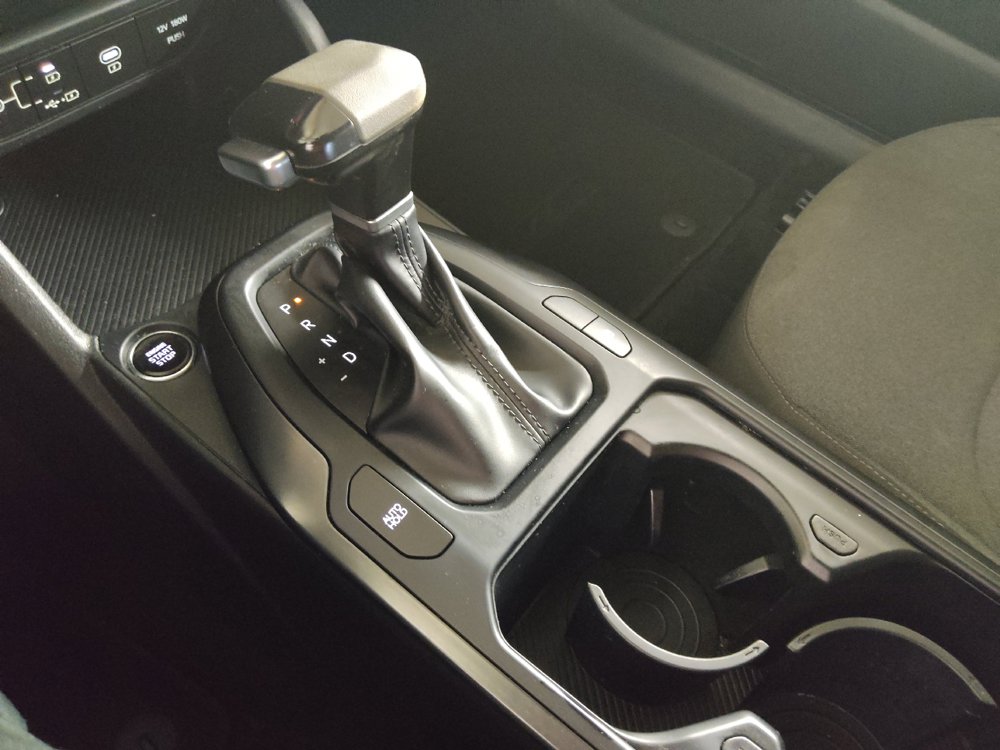 Used 2025 Kia K4 FWD image 26