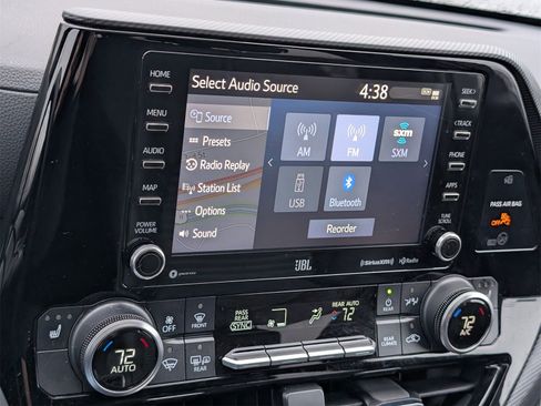 Used 2021 Toyota Highlander XSE image 24