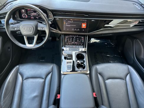 Used 2023 Audi Q7 2.0T Premium w/ Convenience Package AWD/4WD image 3