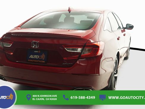 Used 2018 Honda Accord Sport image 10