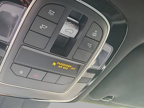 Used 2021 Hyundai Santa Fe Calligraphy AWD/4WD image 17