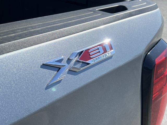 New 2026 GMC Sierra 1500 SLE w/ X31 Off-Road Package AWD/4WD image 14