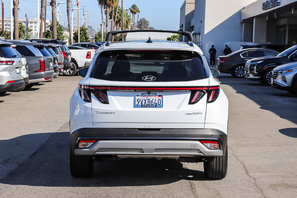 Certified 2025 Hyundai Tucson Limited AWD/4WD image 7