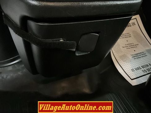 Used 2015 GMC Savana 2500 RWD image 24