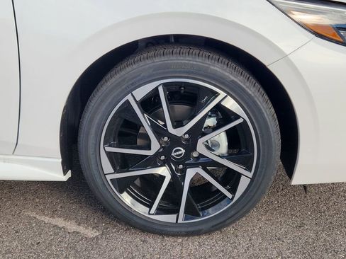 New 2025 Nissan Sentra SR w/ SR Premium Package image 15