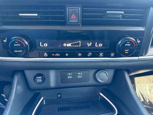 Used 2025 Nissan Rogue SV w/ Rock Creek Premium Package AWD/4WD image 44