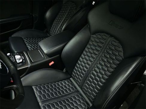 Used 2016 Audi RS 7 Prestige image 33