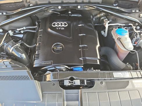 Used 2015 Audi Q5 2.0T Premium Plus w/ Technology Package AWD/4WD image 24
