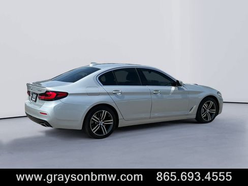 Used 2021 BMW 540i xDrive w/ Premium Package AWD/4WD image 3