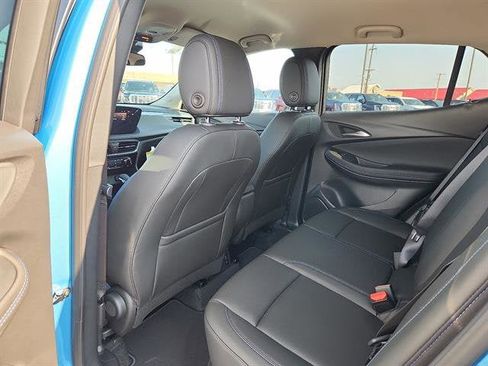 New 2026 Buick Encore GX Sport Touring image 9