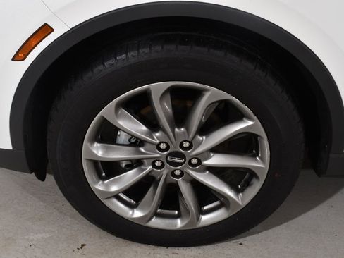 Used 2022 Lincoln Corsair AWD w/ Premium Package image 22
