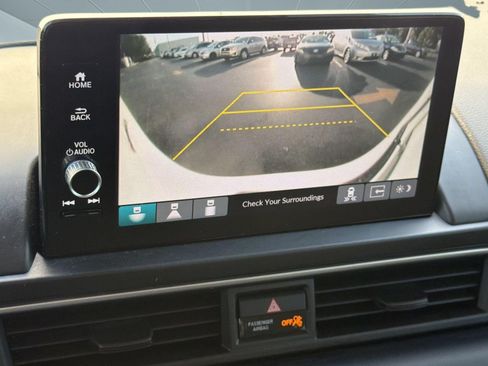 Used 2025 Honda Pilot Touring image 20