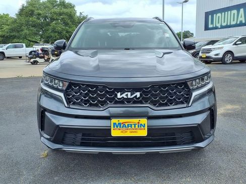 Used 2022 Kia Sorento S FWD image 5
