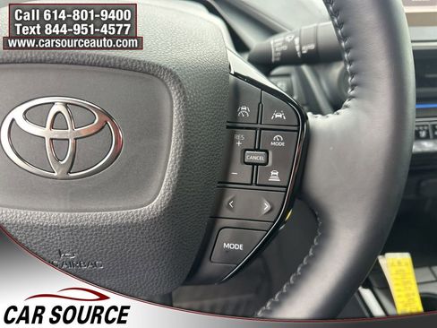 Used 2025 Toyota Prius Limited w/ Limited Premium Package image 23