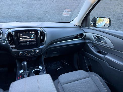 Used 2019 Chevrolet Traverse LS image 25