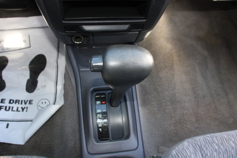 Used 1998 Nissan Sentra GXE FWD image 8