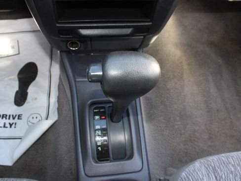 Used 1998 Nissan Sentra GXE FWD image 8