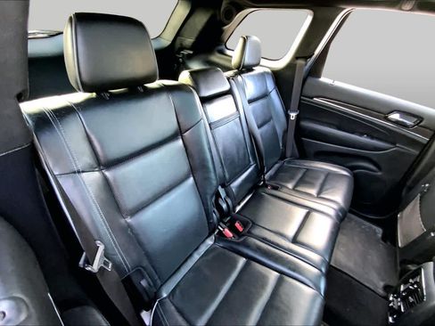 Used 2020 Jeep Grand Cherokee Overland AWD/4WD image 20