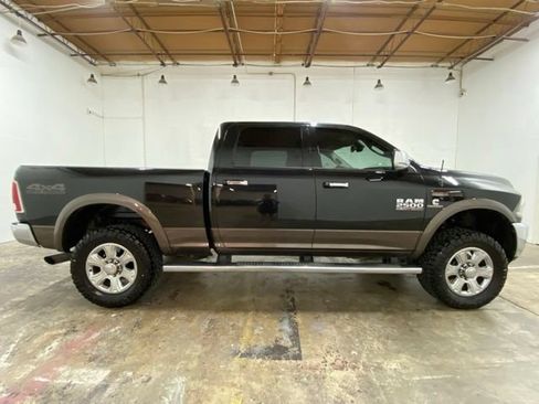 Used 2018 RAM 2500 Laramie w/ Off Road Package AWD/4WD image 6