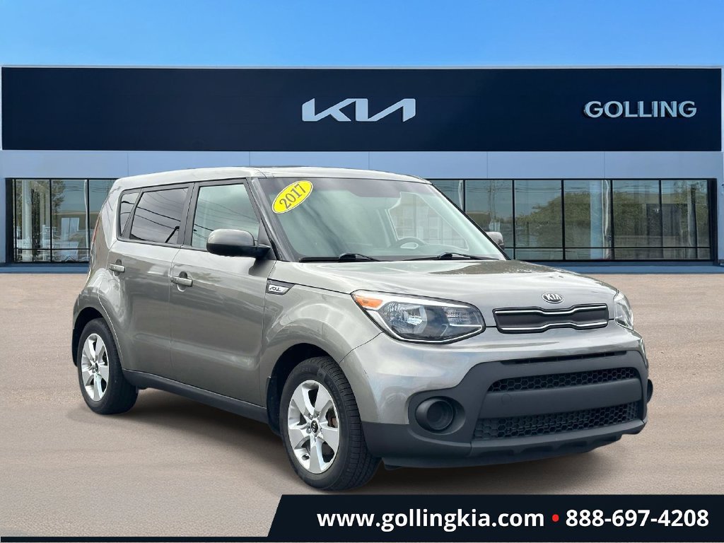Used 2017 Kia Soul FWD image 1