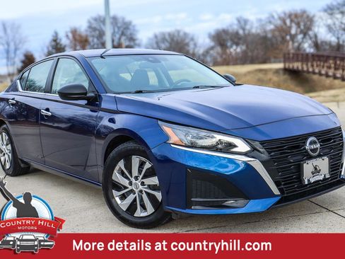 Used 2024 Nissan Altima 2.5 S FWD image 1