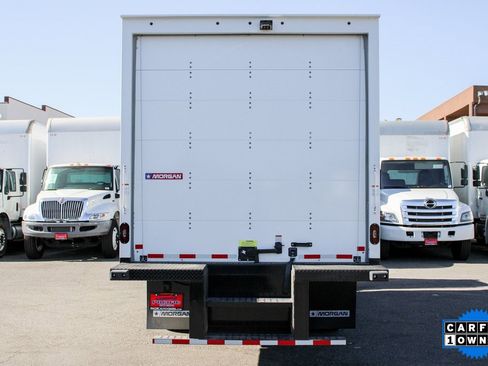 Used 2024 Isuzu NPR HD image 7