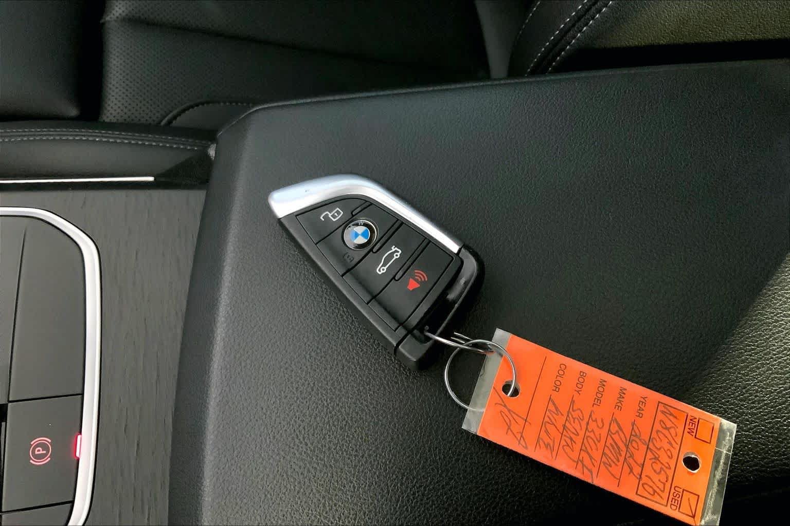 Used 2022 BMW 330i xDrive Sedan w/ Premium Package AWD/4WD image 15