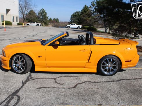 Used 2008 Ford Mustang GT image 4