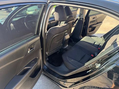 Used 2014 Honda Accord Sport image 11