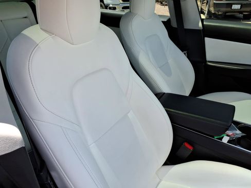 Used 2019 Tesla Model 3 Long Range AWD/4WD image 11
