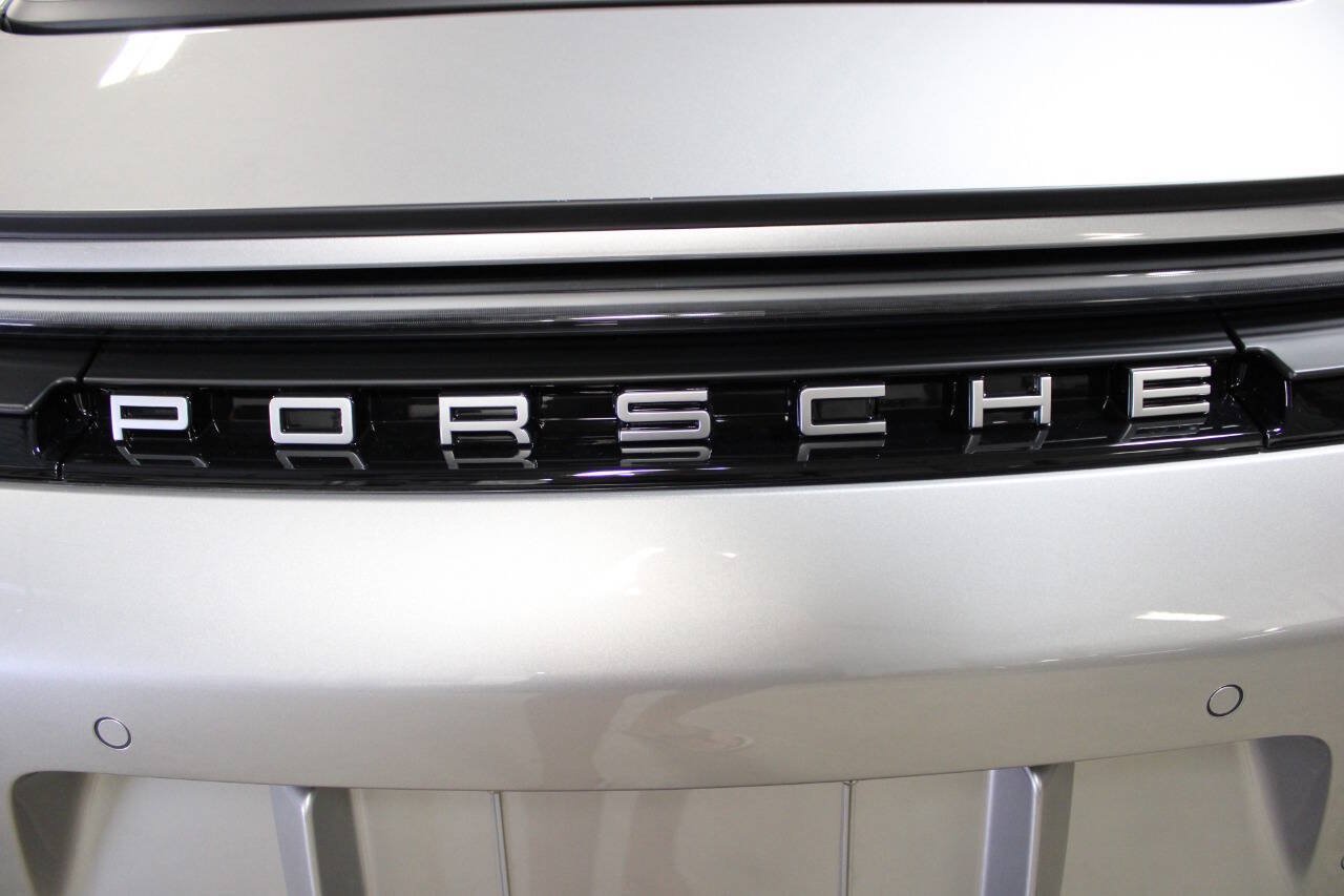 Used 2026 Porsche 911 GT3 RWD image 21