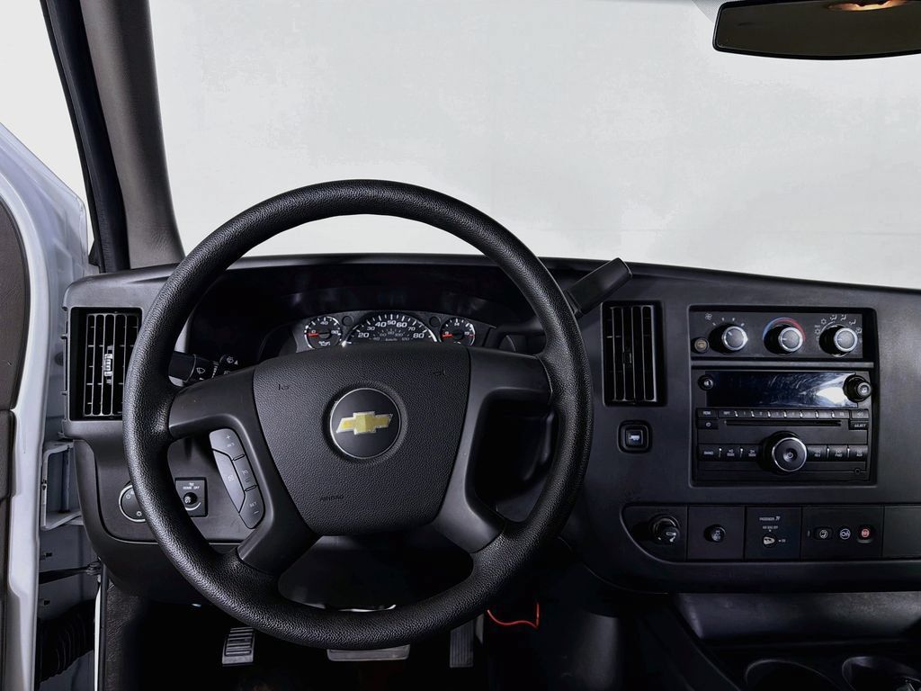 Used 2014 Chevrolet Express 3500 LT w/ LT Preferred Equipment Group RWD image 18