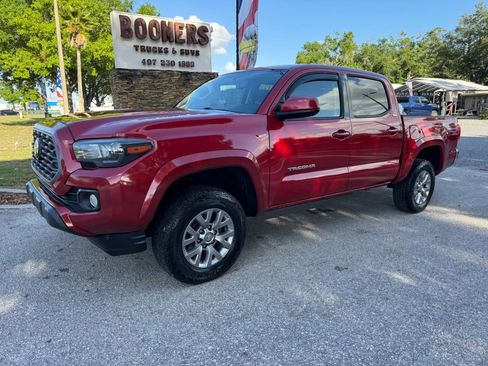 Used 2017 Toyota Tacoma SR5 w/ Tow Package image 1