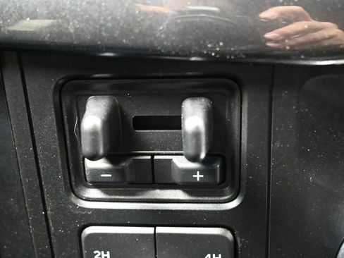 Used 2022 Ford F150 XLT w/ Equipment Group 302A High image 17