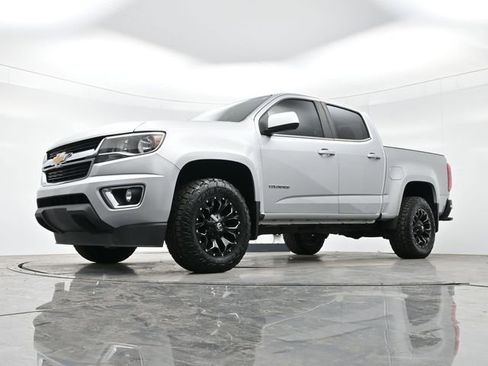 Used 2019 Chevrolet Colorado LT w/ LT Convenience Package image 23