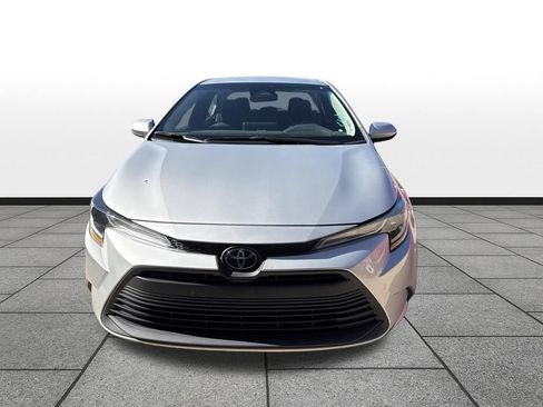Used 2024 Toyota Corolla LE FWD image 32