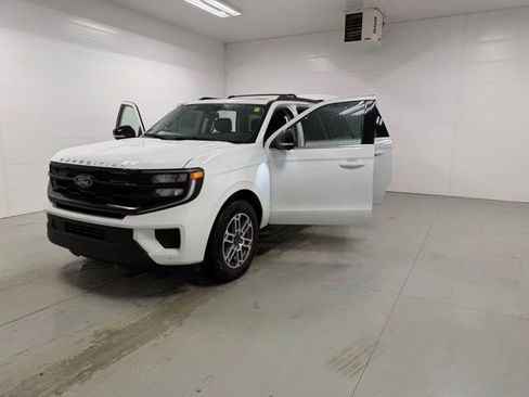 New 2026 Ford Expedition Max Active AWD/4WD image 17
