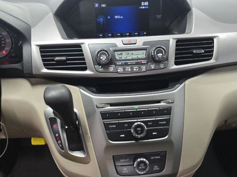 Used 2016 Honda Odyssey LX image 11