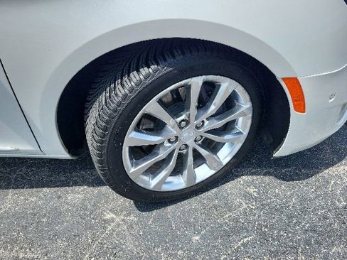 Used 2016 Cadillac XTS Premium FWD image 4