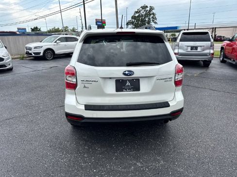 Used 2015 Subaru Forester 2.5i Limited AWD/4WD image 4