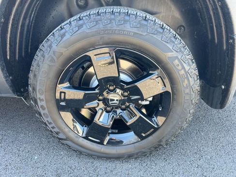 Used 2025 Honda Ridgeline Black Edition image 39