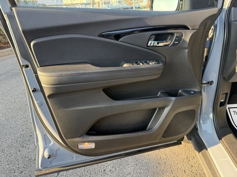 Used 2022 Honda Ridgeline Black Edition image 17