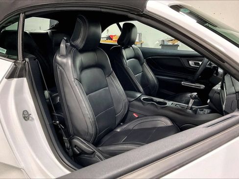 Used 2024 Ford Mustang Premium RWD image 9
