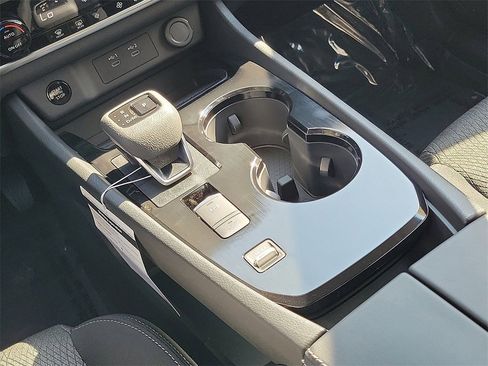 New 2026 Nissan Rogue SV image 10